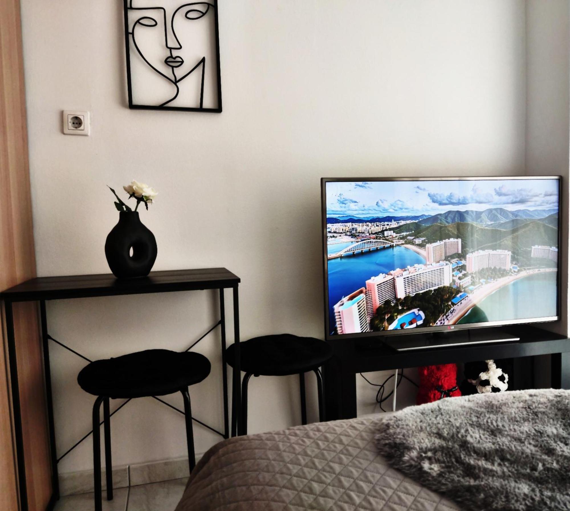 Elegant Central Studio With Balcony & 1 Gbps Fiber Thessaloniki Exterior foto